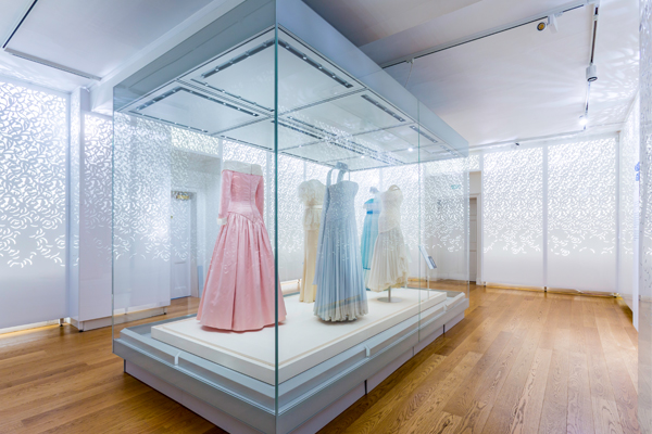 Kensington Palace (inc. Diana: Her Fashion Story) 